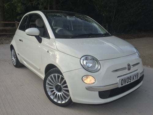 2009/09 Fiat 500 1.2 Lounge.  SOLD