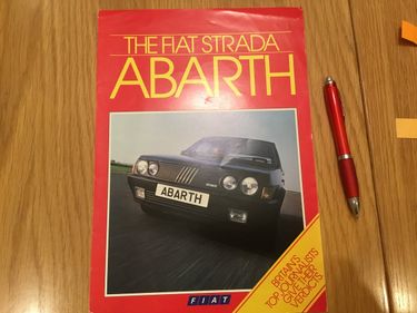 Fiat Strada Abarth brochure