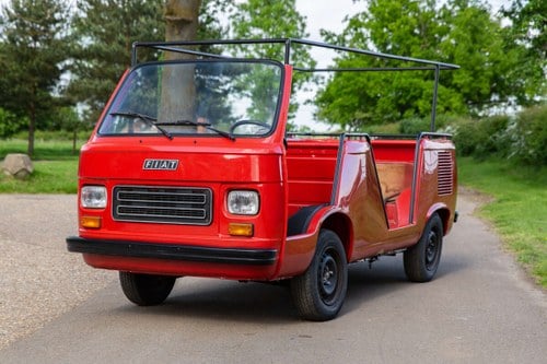 c.1983 FIAT 900 Beach Van Zu verkaufen durch Auktion