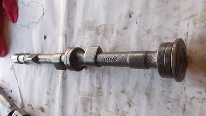 Camshaft for Fiat 124/125/132 model with twin camshaft