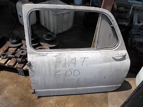 Fiat 600 right side door  In vendita