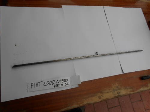 Right door molding for Fiat 1500 Cabrio/Spider  For Sale
