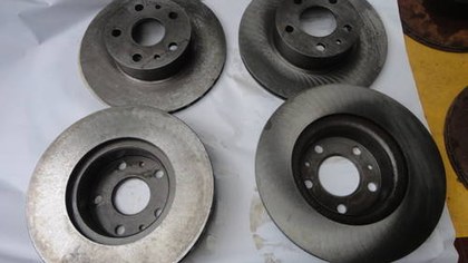 Front and rear brake discs Fiat Dino 2000