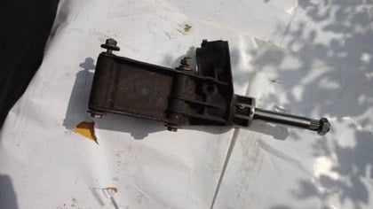 Steering column support for Fiat Dino