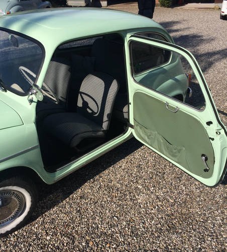 Fiat 600 from 1959 with suicide doors For Sale