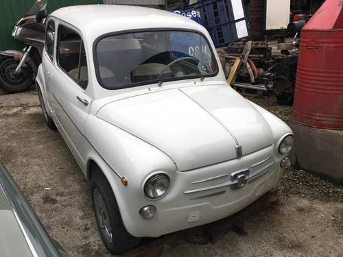 OCTOBER AUCTION. 1962 Fiat 600D Berlina In vendita all'asta