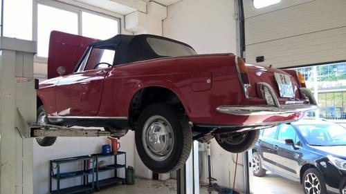 1963 Fiat 1500 Cabriolet in Good overall rust free condition For Sale
