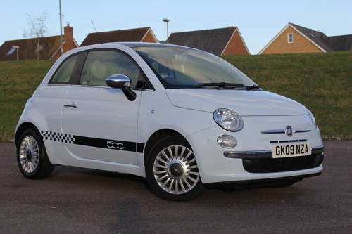 Fiat 500 1.2 Lounge 3dr Stunning Colour 2009 £3695 For Sale