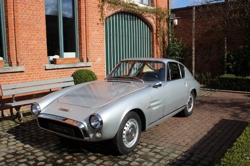 Very rare and very beautiful Fiat Ghia 1500 GT 1965 For Sale