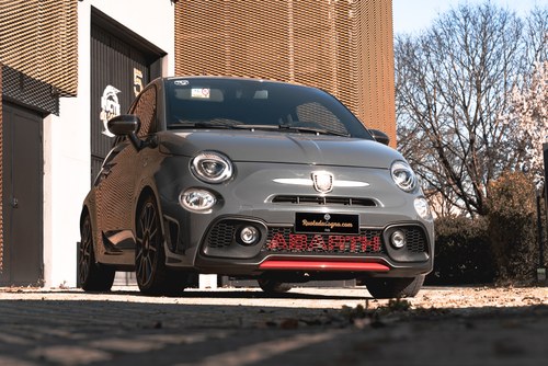 2017 ABARTH 695 XSR YAMAHA LIMITED EDITION For Sale
