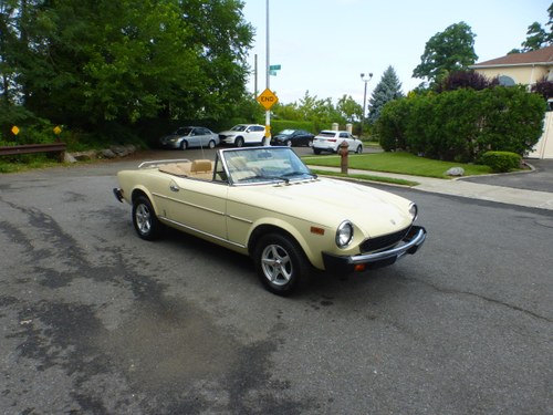 1982 Fiat 124 Spider 2000 Very Nice Driver For Sale