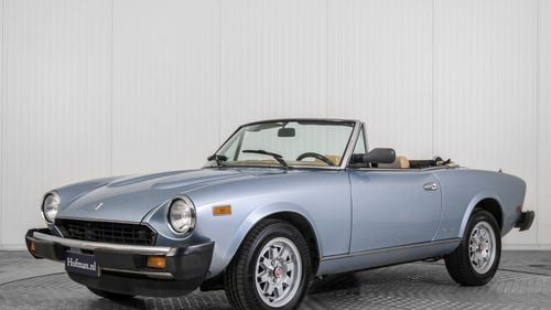 Picture of 1984 Fiat 124 Spider Pininfarina 2000 - For Sale