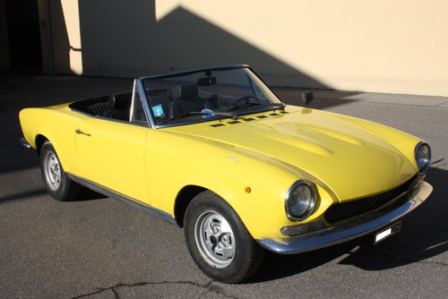 FIAT 124 CONVERTIBLE 1600 BS1 OF 1972 Till salu