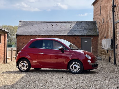 2009 Fiat 500 Lounge. Just 2 Owners and Only 39,000 Miles SOLD