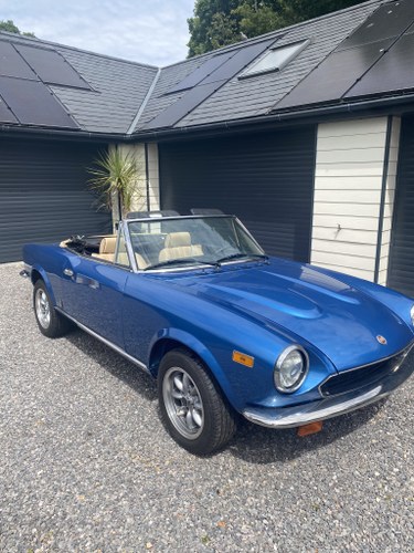 1980 Fiat 124 Spider pininfarina Till salu