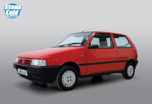 1991 Fiat Uno 60 Selecta two owners 31,170 miles immaculate In vendita