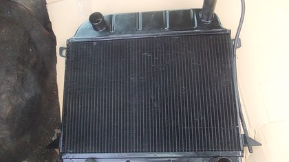 Water radiator for Osca 1600