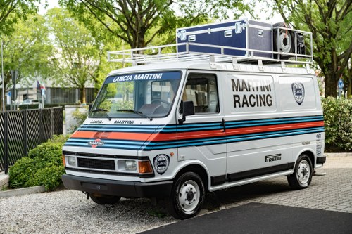 1984 FIAT 242 E "MARTINI SERVICE VAN" En Venta
