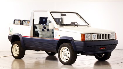 Fiat Panda 4x4 TOPLESS Full Electric Beach Car Prototype