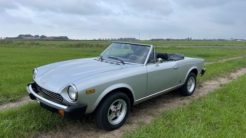 Picture of Fiat 124 Spider 1980 - For Sale