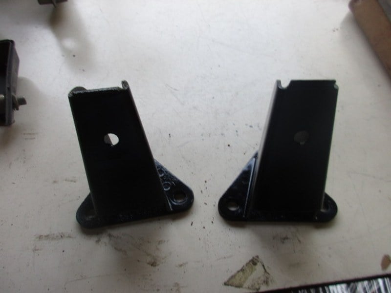 Engine supports for Fiat Dino