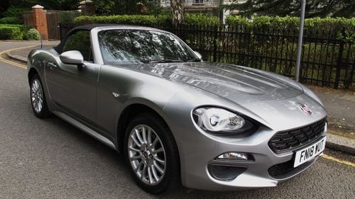 Picture of FIAT 124 SPIDER CLASSICA MULTIAIR CONVERTIBLE 2018 - 17900m - For Sale