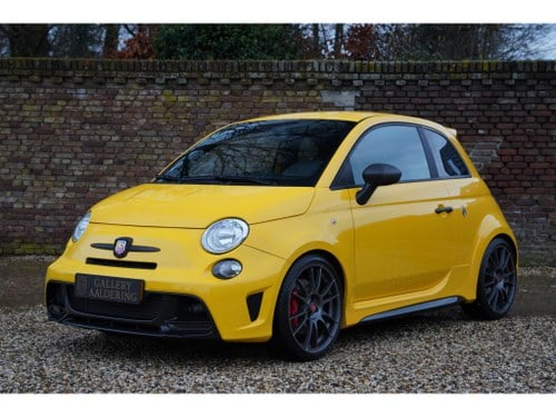 2017 Fiat Abarth 695 Biposto Record A rare limited-edition Italia In vendita