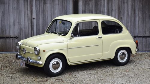 Picture of 1972 Completely restored Fiat 600D (LHD) - For Sale