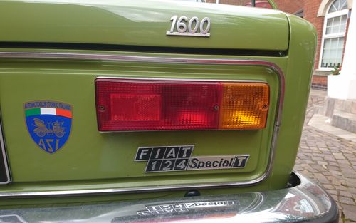 30,000 miles-1 OWNER-FIAT 124 SpecialT 1600cc TWIN CAM-1973 (picture 1 of 28)