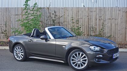 Fiat 124 Spider Type 348