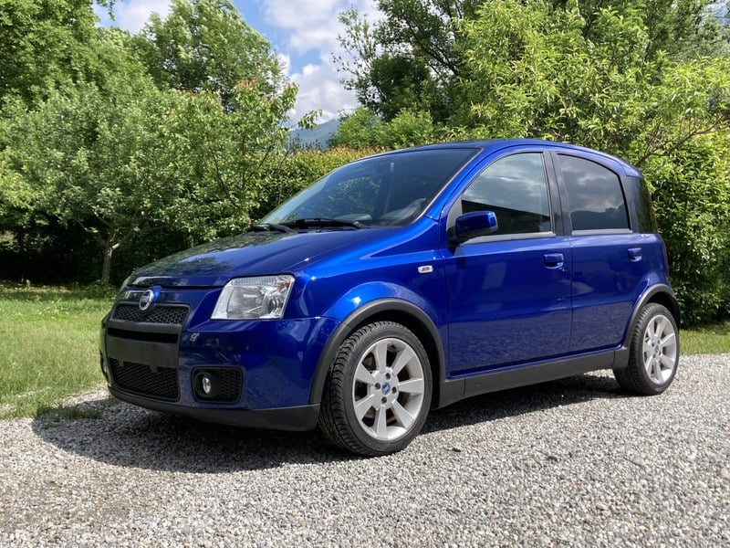 Rapid Classics: Eine Suche. Alle Oldtimer. 9 » Rapid Classics: Eine Suche. Alle Oldtimer. 2006 Fiat Panda 100 HP