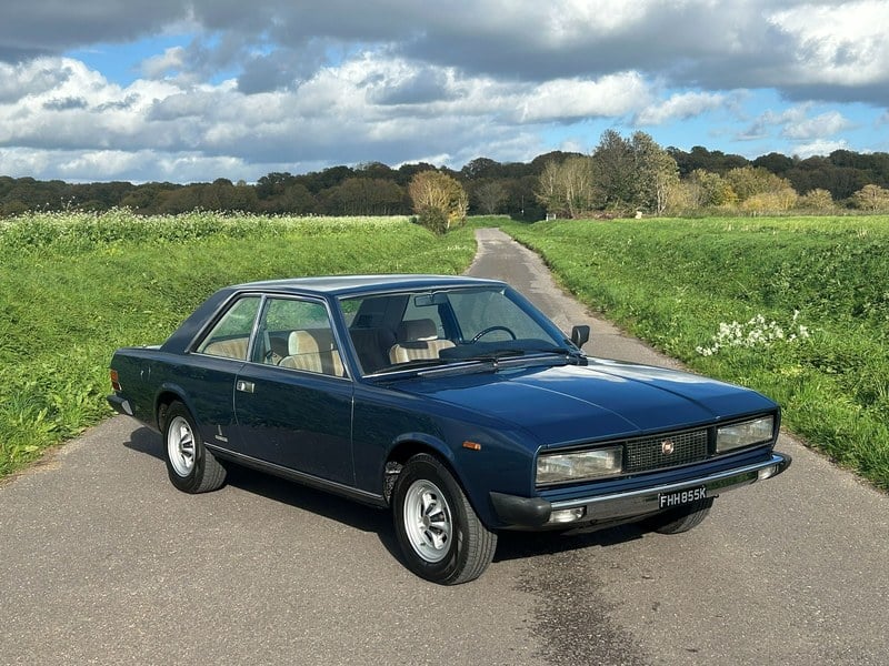 Fiat 130 Coupe Manual