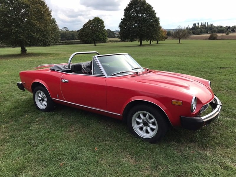 1979 Fiat 124 Spider 2.0i 5-speed Manual