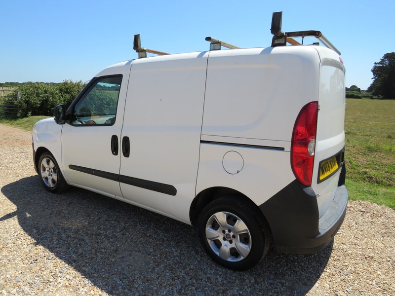 2013 Fiat Doblo - 2 2013 Fiat Doblo - 2