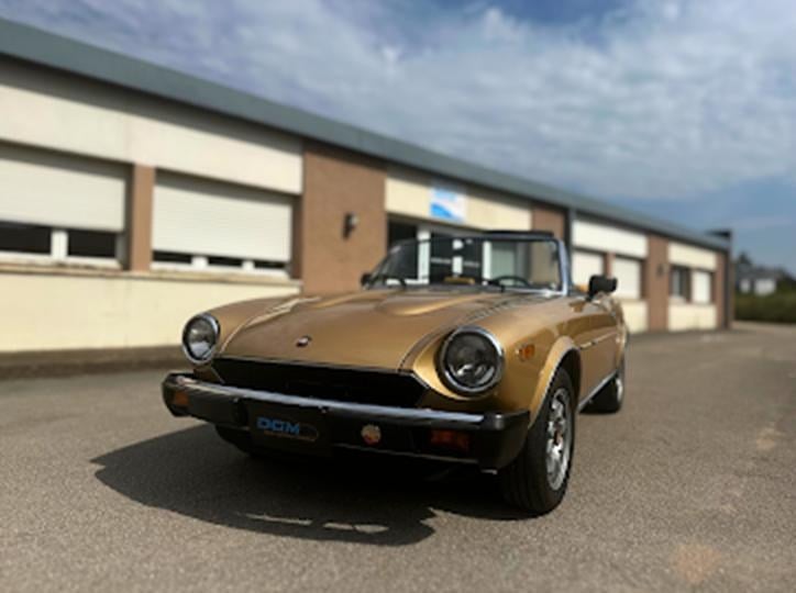 1980 Fiat 124 Spider - 1 1980 Fiat 124 Spider - 1
