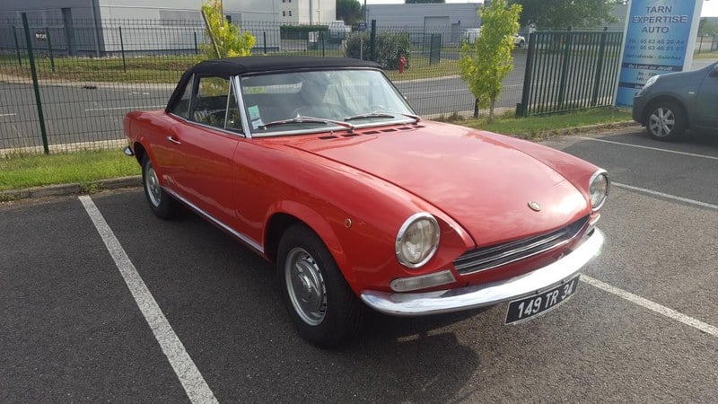 1968 Fiat 124 Spider - 2 1968 Fiat 124 Spider - 2
