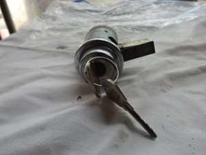 Fiat Dino Coupè ignition lock For Sale (picture 1 of 6)