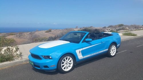 2010 FORD MUSTANG V8 Cabrio Premium SOLD