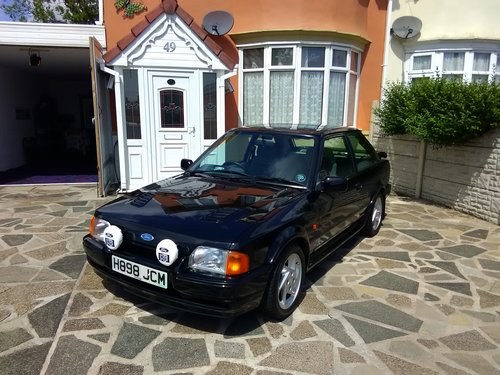 Escort rs turbo s2 1990 H..Black genuine miles Kaufen Bei