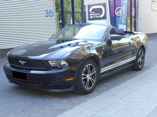 FORD (USA) MUSTANG CONVERTIBLE 2011 For Sale