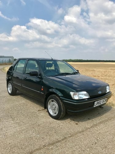 Fiesta 1.3 Ghia..1993 Only 44,000 miles I family owned FSH. For Sale