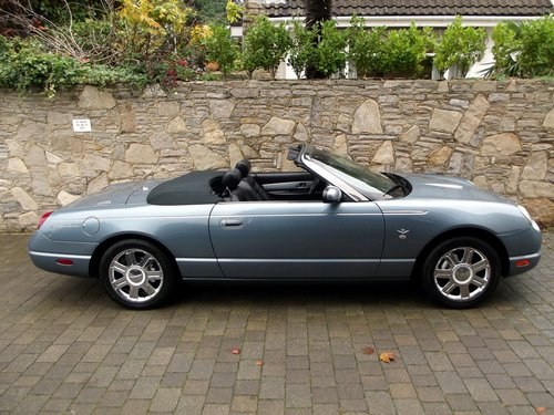2005 FORD THUNDERBIRD ANNIVERSAY MODEL LHD HARD AND SOFT TOP SOLD