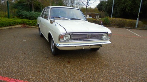 1967 MK2 FORD CORTINA DE LUXE In vendita