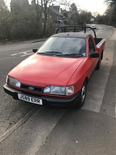1992 Ford P100. 9 months MOT with history. In vendita
