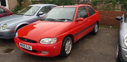 1995 ford escort SI 3dr In vendita