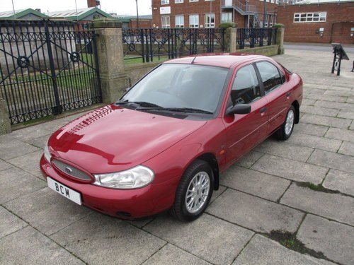 2000 FORD MONDEO 1.8 LX VERONA ONLY 5000 MILES FROM NEW  For Sale