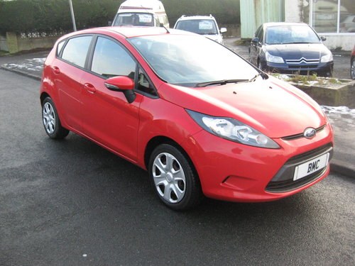 2010 59-reg Ford Fiesta 1.25 ( 82ps ) Edge 5Dr manual in red For Sale