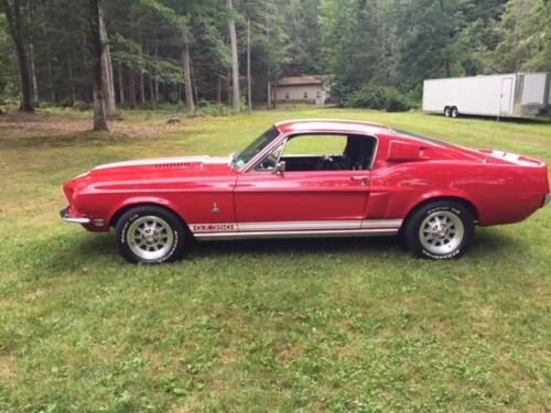 1968 Mustang Fastback Shelby looks V8 and 5 speed  For Sale
