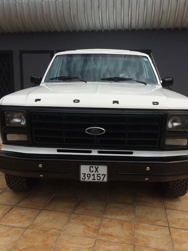 1981 FORD F-250  For Sale
