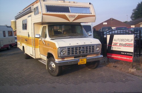 FORD F350 CAMPER VANGUARD, 1978 For Sale by Auction